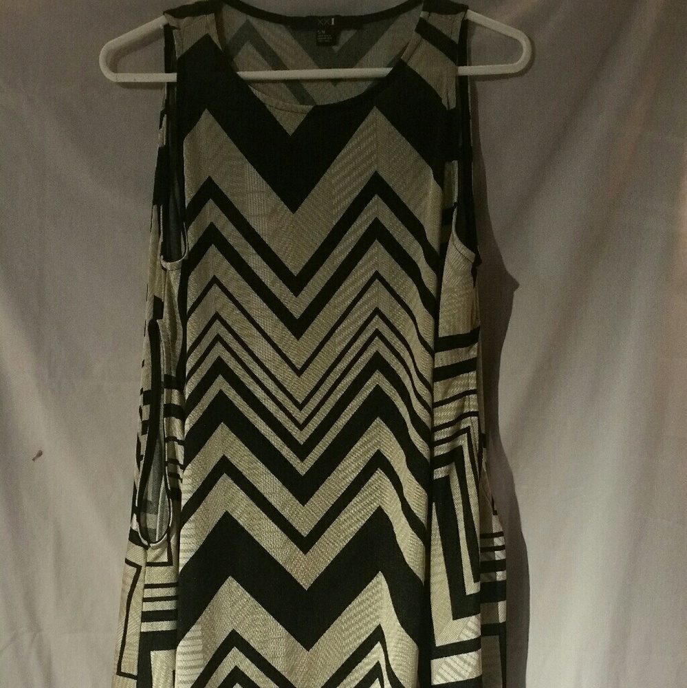 XX I TANK / PONCHO